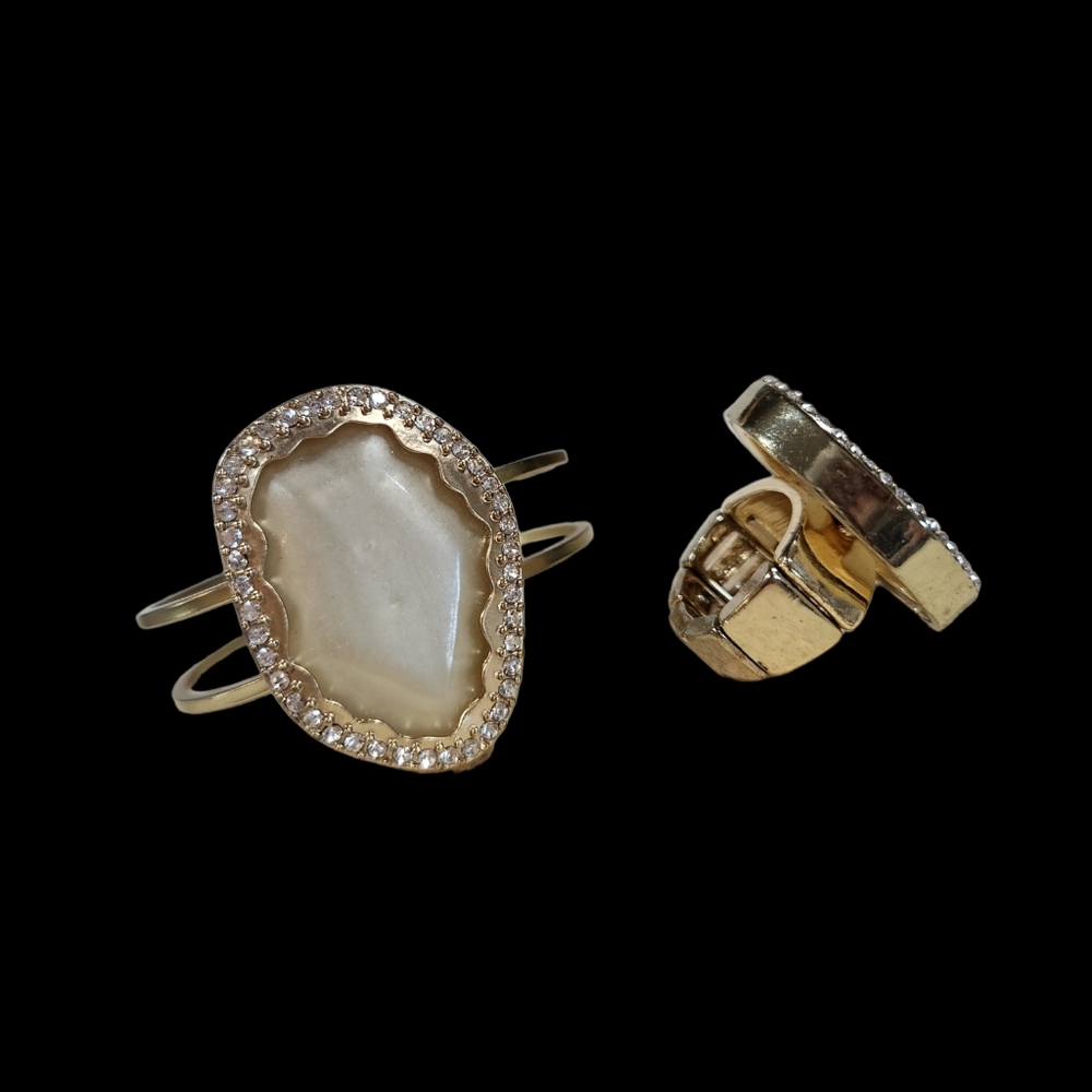 2 pieces of fine costume jewelry.By Karen Scott